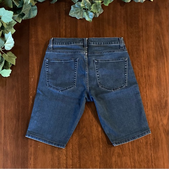 Men’s Dark Blue Jean Shorts Size 30 - Picture 2 of 3